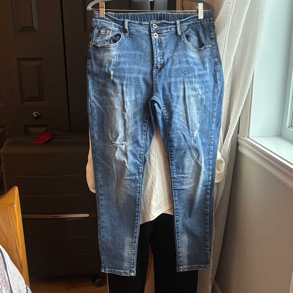 Women's Skinny Jeans in Blue